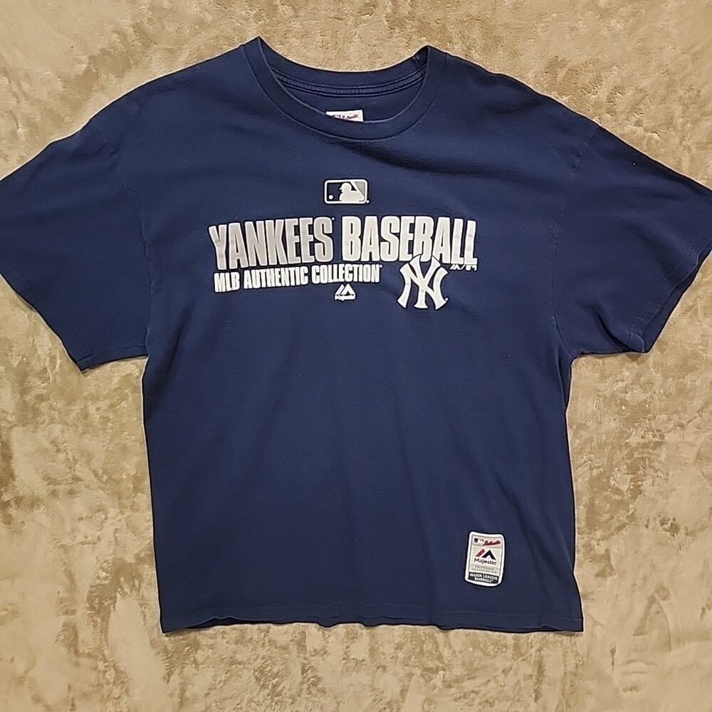 New York Yankess Men Blue Tee Shirt Majestic Authentic Size XL
